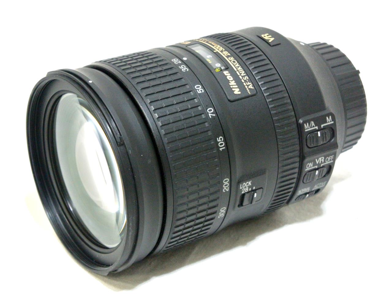 AF-S NIKKOR 28-300mm f/3.5-5.6G ED VR 中古価格比較 - 価格.com